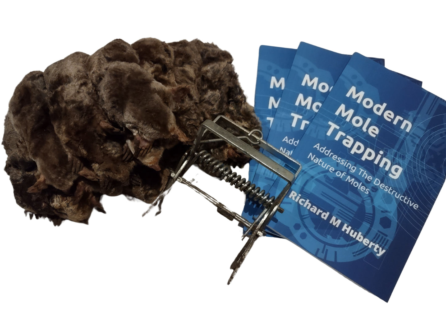 Modern Mole Trapping Book & MoleSlayer Mole Trap w/ Setting Handles Bundle (4 Traps)